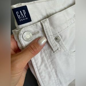 Gap velvet jeans
